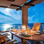 Seafront Karavi With Private Sea Access - Iris Lefkada * Sivota