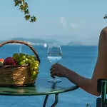 Seafront Karavi With Private Sea Access - Iris Lefkada Syvota