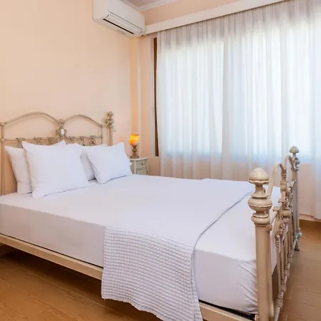 Iris Lefkada - Karavi With Private Sea Access Willa Sivota