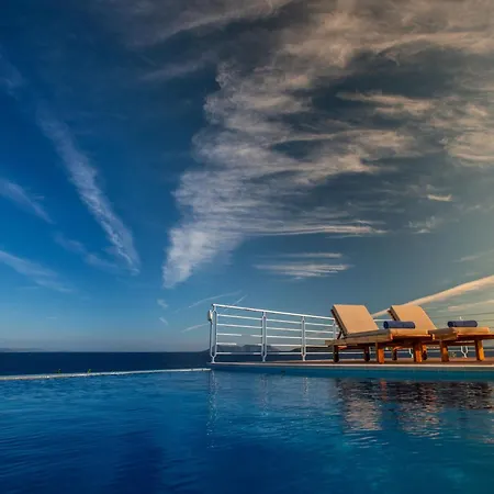 Seafront Karavi With Private Sea Access - Iris Lefkada Villa