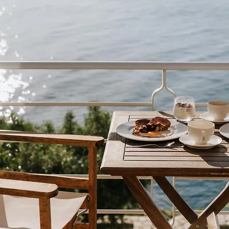 Seafront Karavi With Private Sea Access - Iris Lefkada Villa