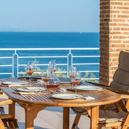 Villa Seafront Karavi With Private Sea Access - Iris Lefkada *
