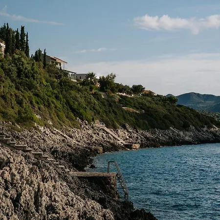 Villa Seafront Karavi With Private Sea Access - Iris Lefkada