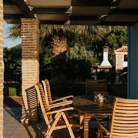 Seafront Karavi With Private Sea Access - Iris Lefkada Syvota