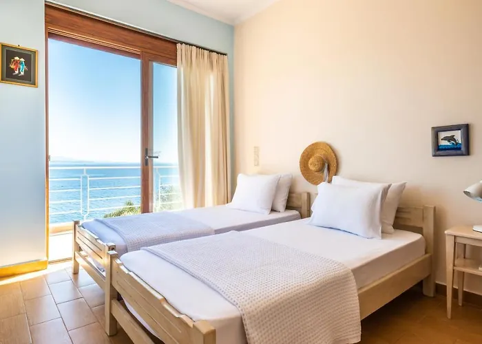 Iris Lefkada - Karavi With Private Sea Access Villa