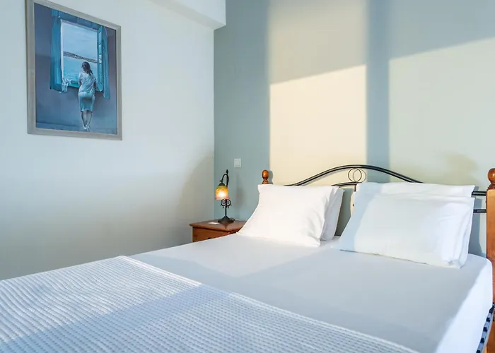 Seafront Karavi With Private Sea Access - Iris Lefkada ヴィラ シヴォタ