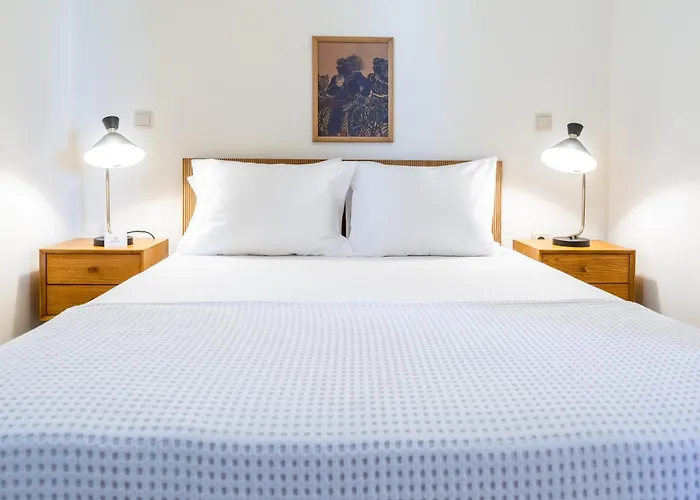 Iris Lefkada - Karavi With Private Sea Access *