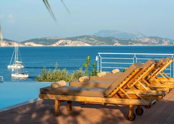 Iris Lefkada - Karavi With Private Sea Access Villa *