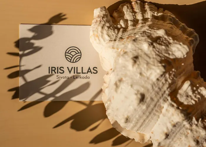 Seafront Karavi With Private Sea Access - Iris Lefkada ヴィラ