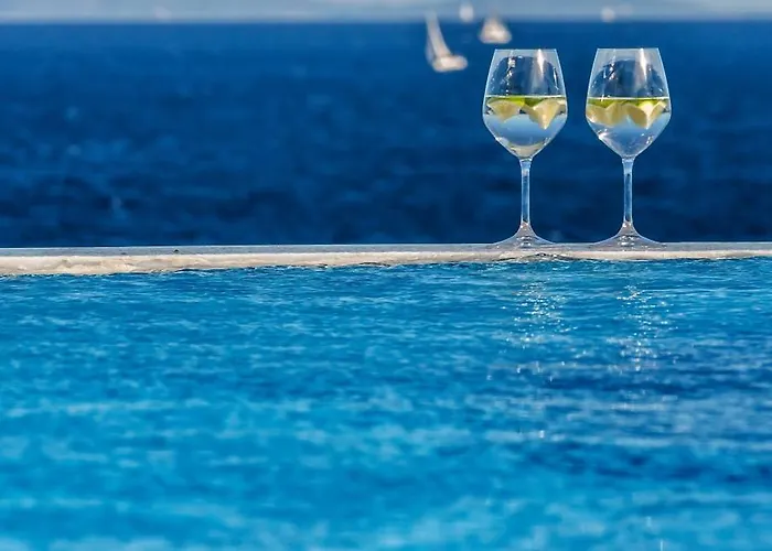 Seafront Karavi With Private Sea Access - Iris Lefkada *