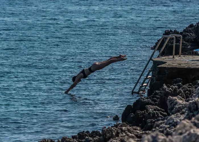 Seafront Karavi With Private Sea Access - Iris Lefkada