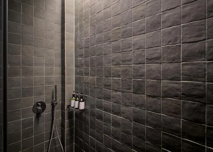 Seafront Karavi With Private Sea Access - Iris Lefkada ヴィラ シヴォタ